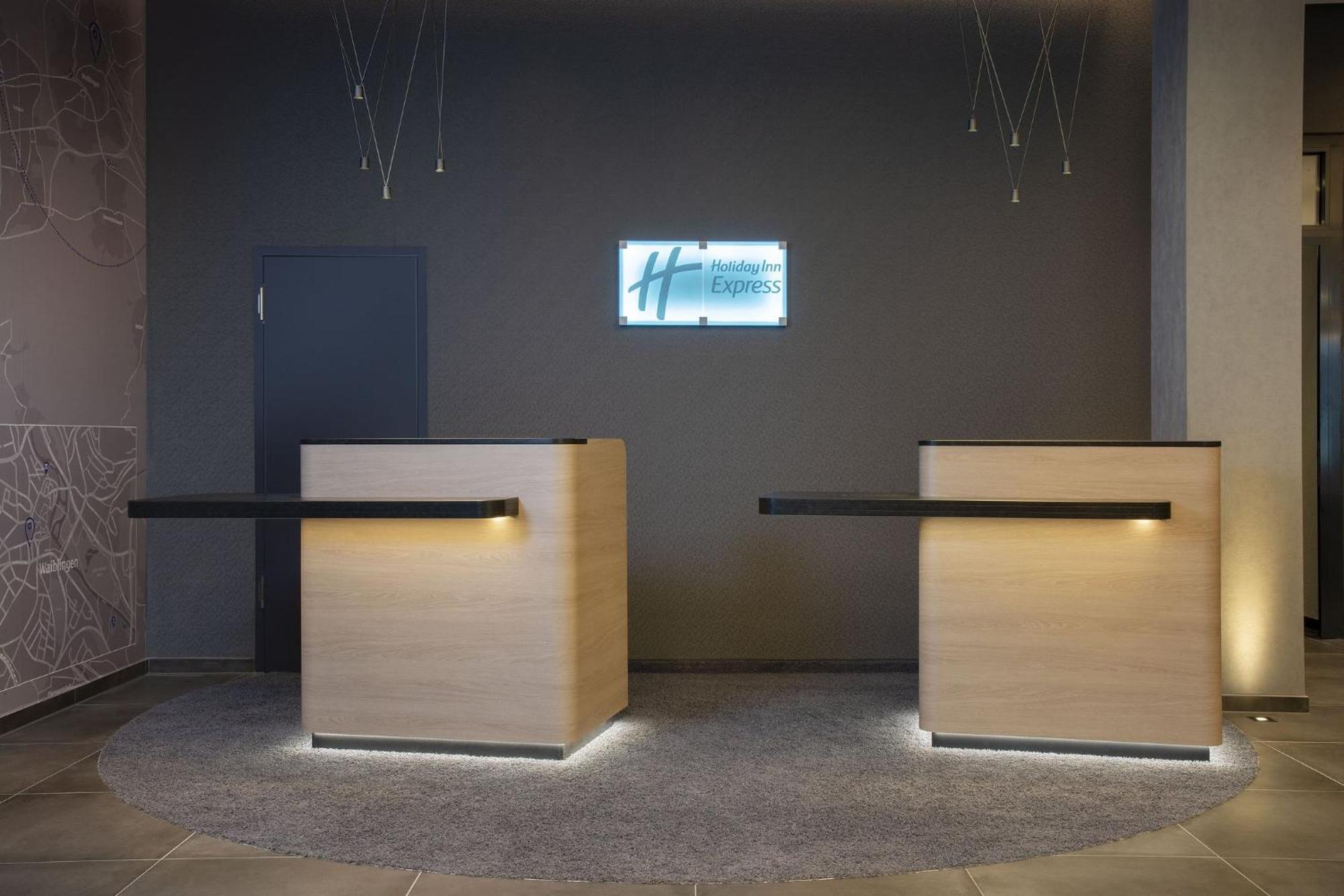 Holiday Inn Express Stuttgart-Waiblingen By Ihg Exterior foto