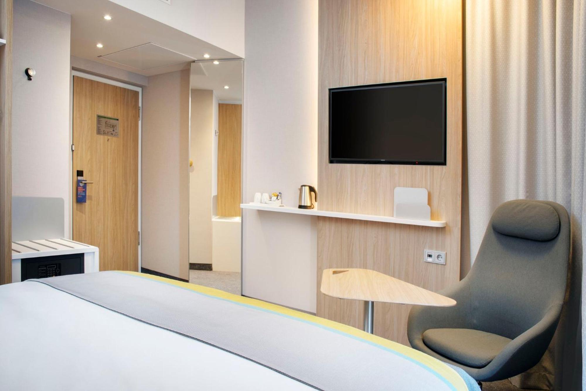 Holiday Inn Express Stuttgart-Waiblingen By Ihg Exterior foto